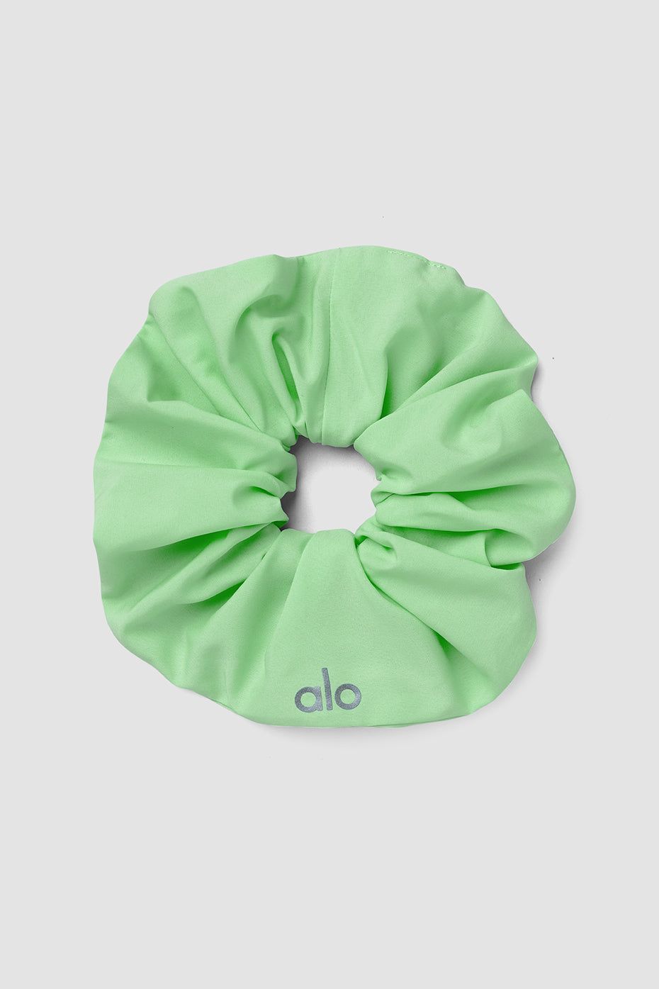 Oversized Scrunchie - Ultramint sold by Alo Yoga