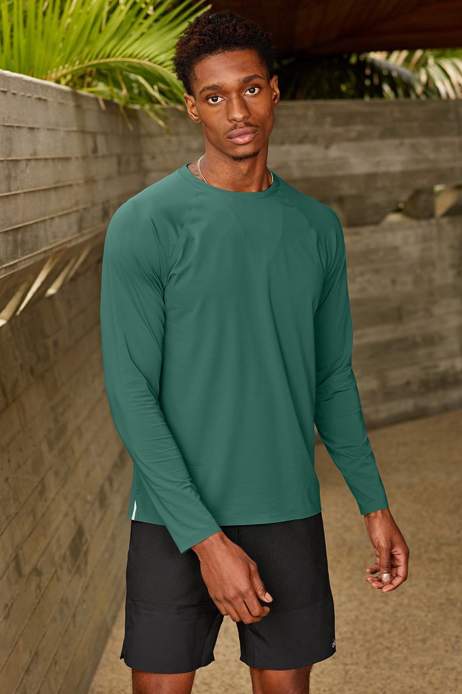 Idol Long Sleeve Performance Tee - Dark Ivy sold by Alo Yoga product image thumbnail 4
