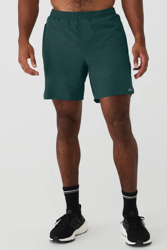 7'' Traction Short - Midnight Green sold by Alo Yoga