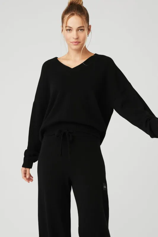 Cashmere Jet Set V-Neck Pullover - Black sold by Alo Yoga