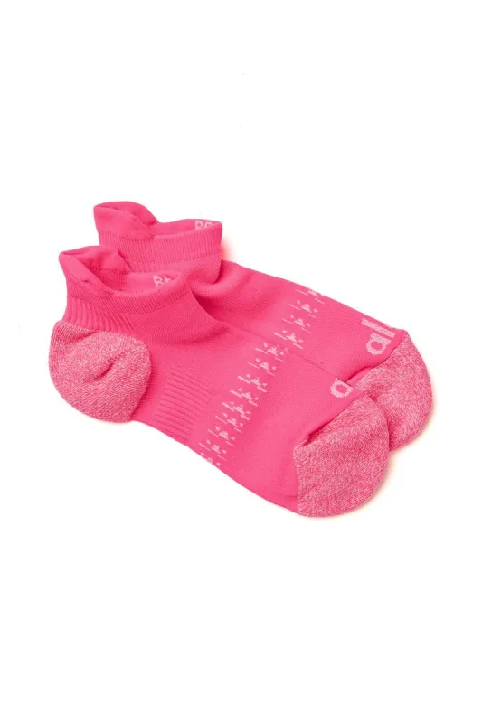 Women's Performance Chakra Tab Sock - Hot Pink/White sold by Alo Yoga