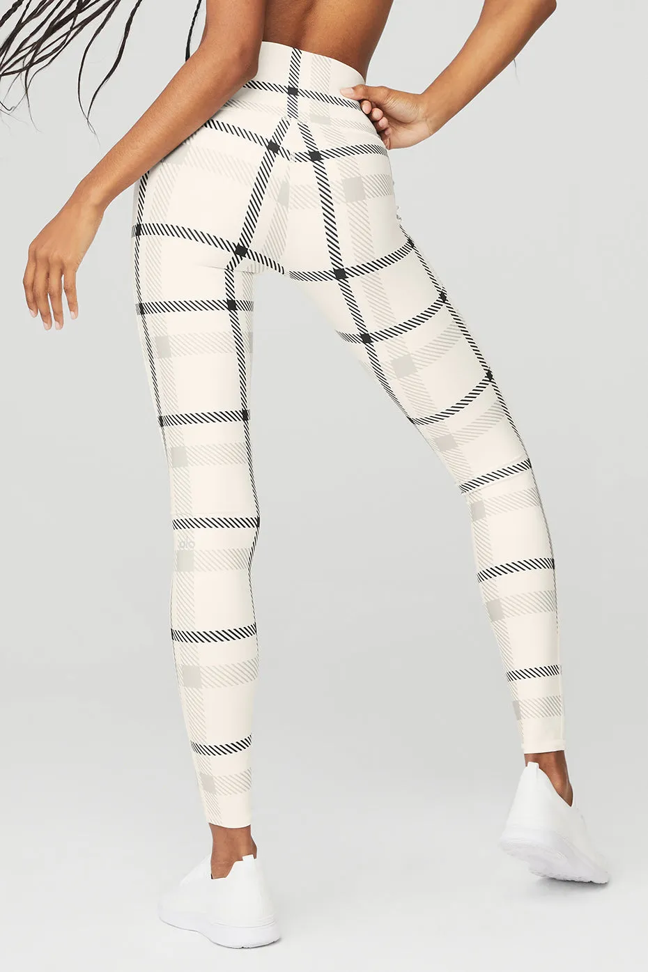 Airlift High-Waist Magnified Plaid Legging - Ivory/Black sold by Alo Yoga product image thumbnail 2