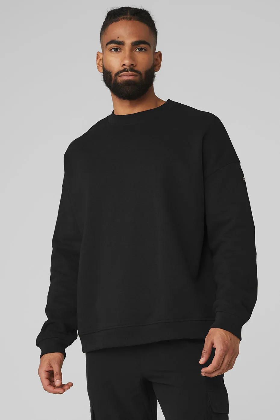 Renown Heavy Weight Crew Neck Pullover - Black sold by Alo Yoga