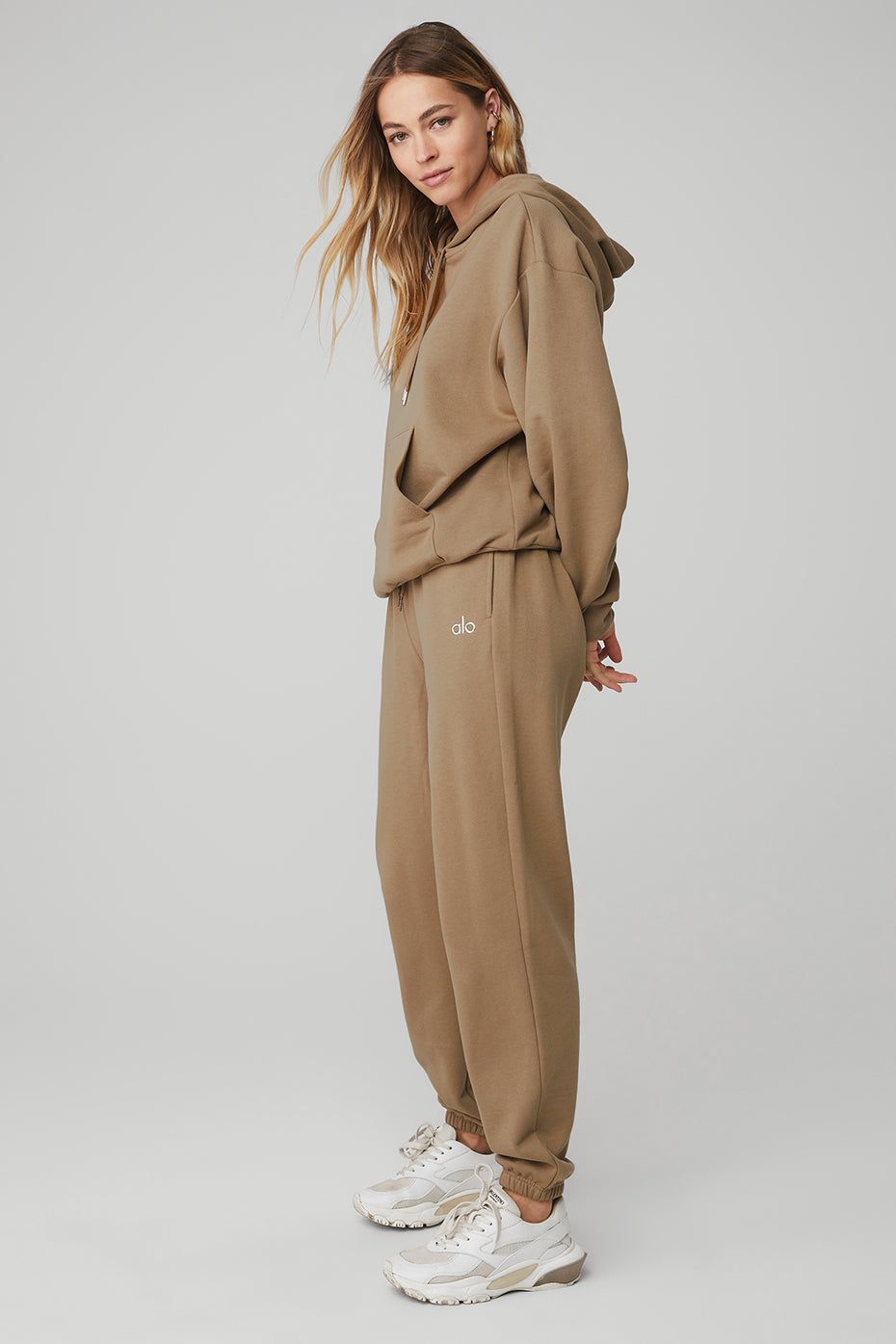 Accolade Hoodie & Accolade Sweatpant Set sold by Alo Yoga product image thumbnail 49