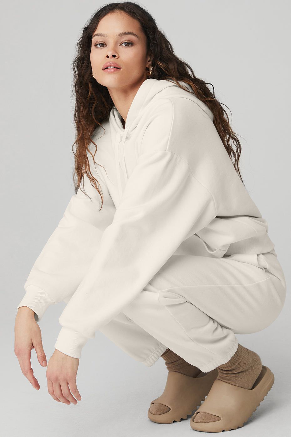 Accolade Hoodie & Accolade Sweatpant Set sold by Alo Yoga product image thumbnail 55