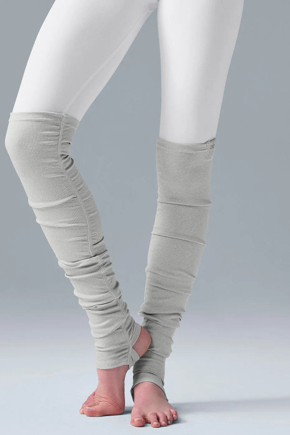 Goddess Leg Warmer - Dove Grey Heather sold by Alo Yoga