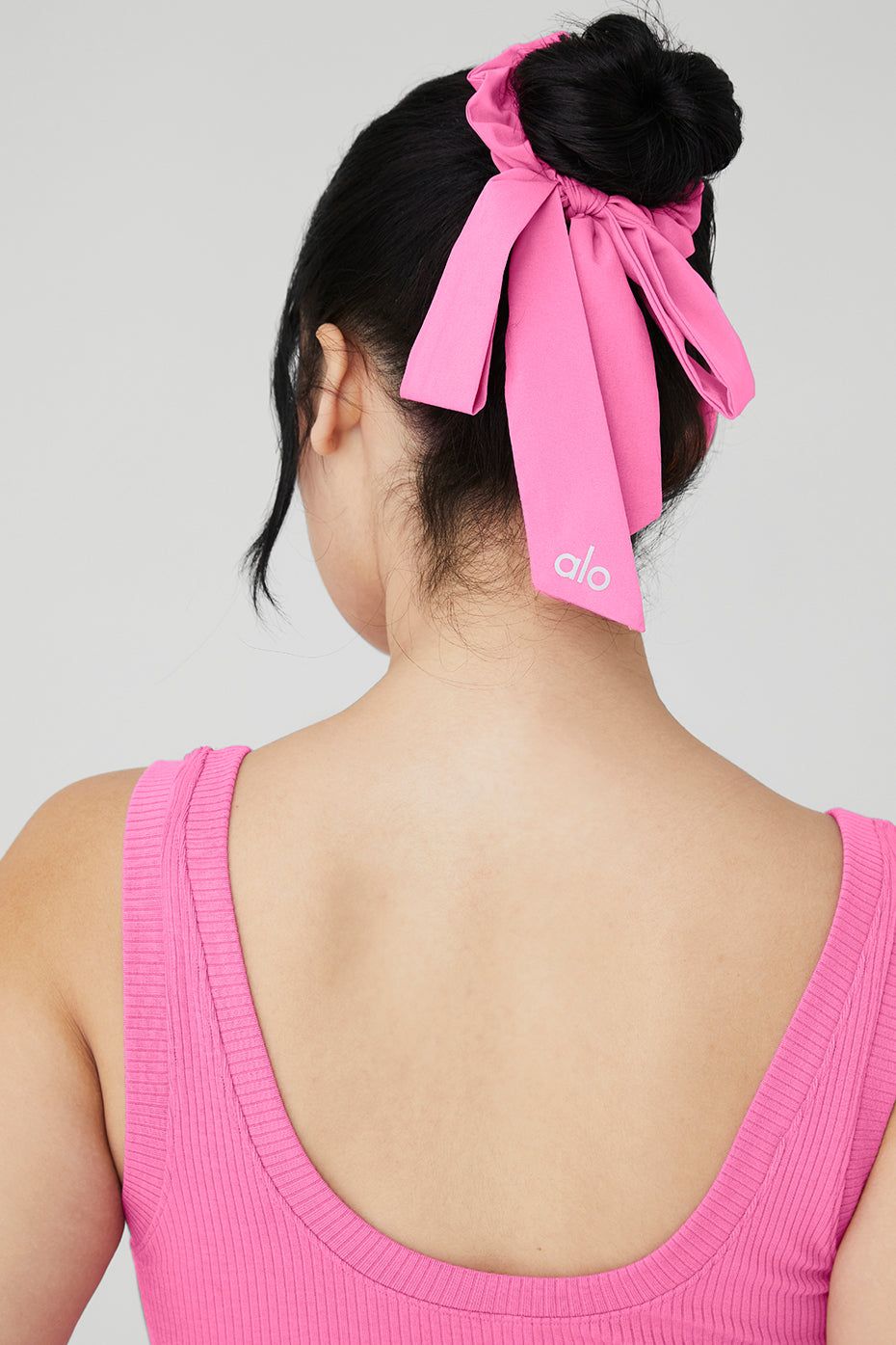 Love Knots Tie Scrunchie - Paradise Pink | Parallel
