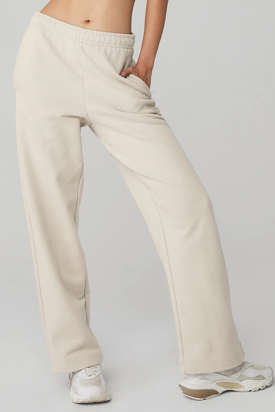 Renown Heavy Weight Sweatpant - Bone sold by Alo Yoga
