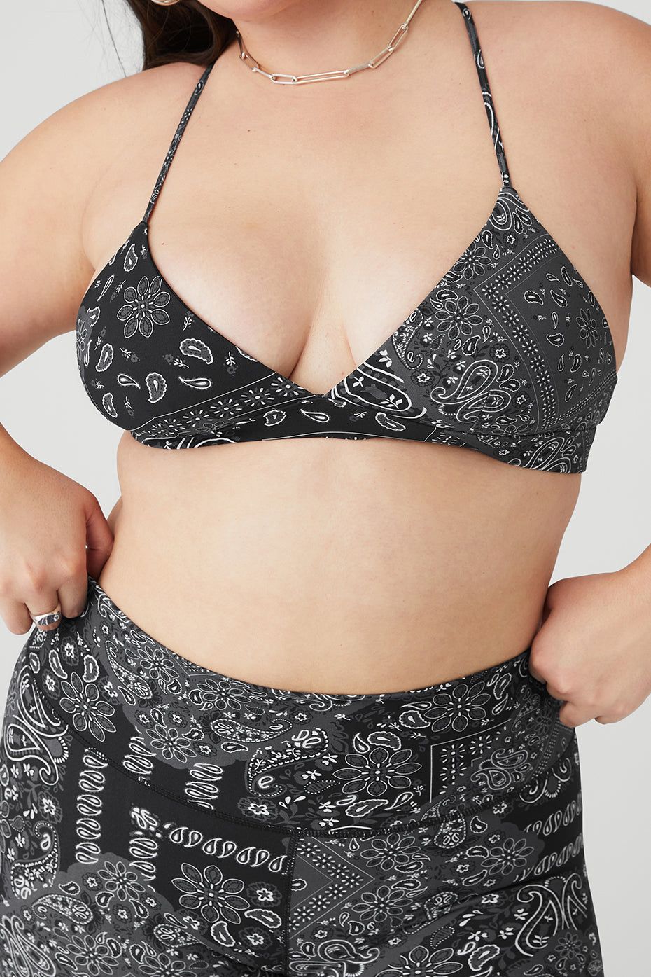 Vapor Bandana Splendor Bra - Black sold by Alo Yoga product image thumbnail 8