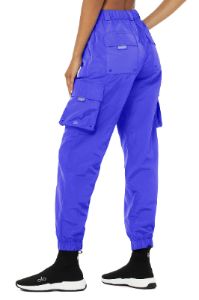 It Girl Pant - Alo Blue sold by Alo Yoga