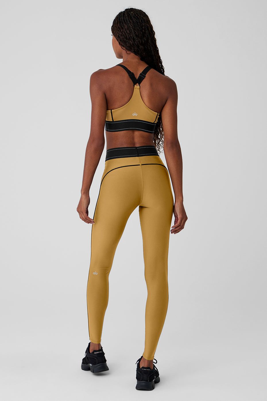 Airlift High-Waist Suit Up Legging & Airlift Suit Up Bra Set sold by Alo Yoga product image thumbnail 22