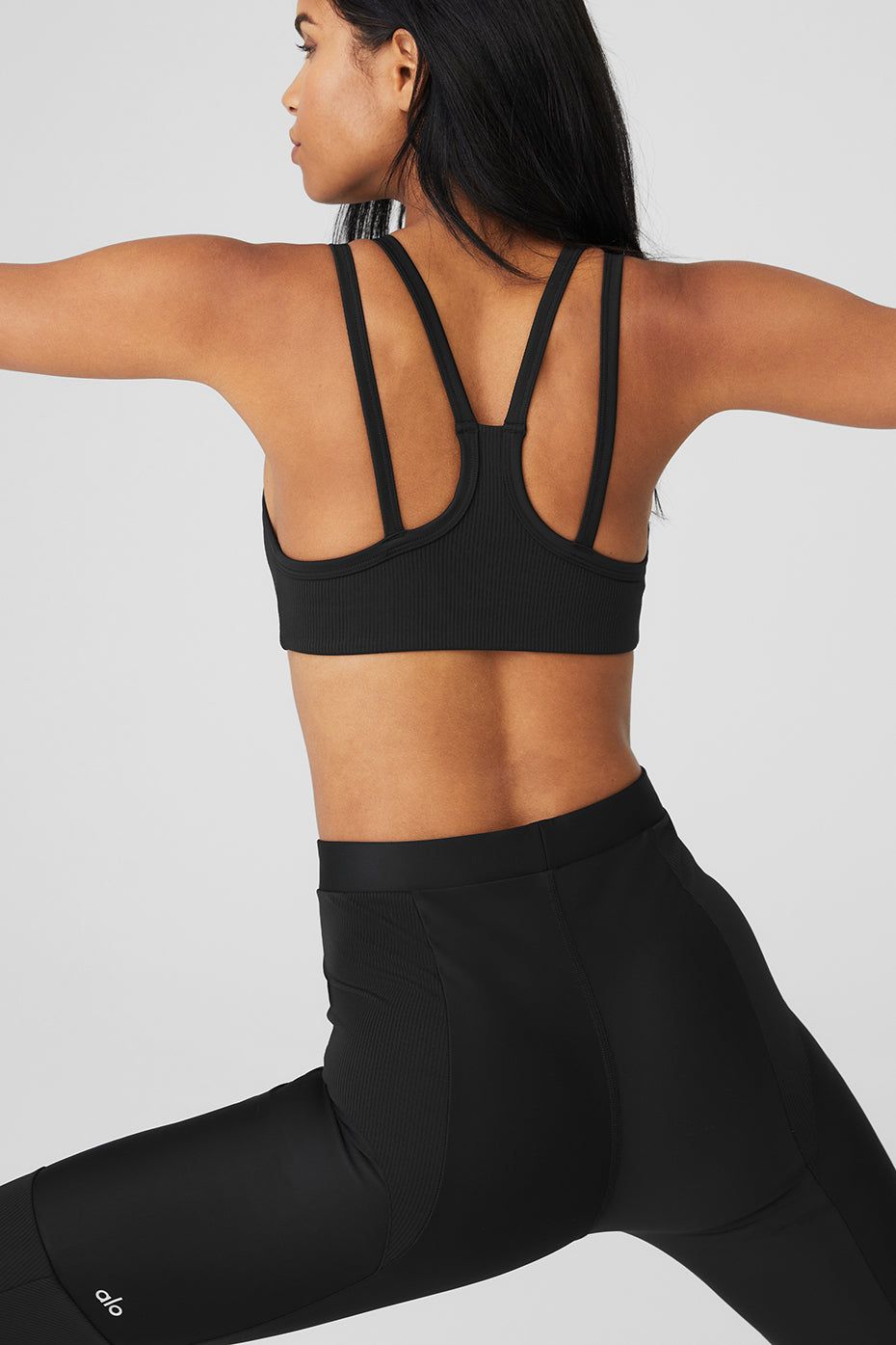 Airlift Ribbed Jump Start V-Neck Bra & Airlift High-Waist Street Goddess Legging Set sold by Alo Yoga product image thumbnail 4