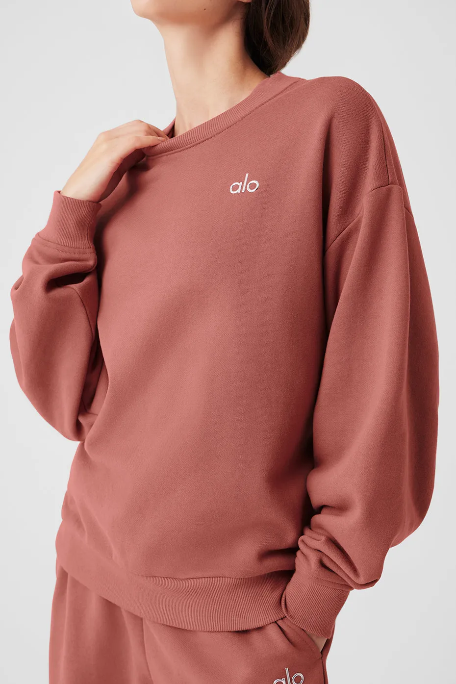 Accolade Crew Neck Pullover - Soft Terracotta sold by Alo Yoga product image thumbnail 4