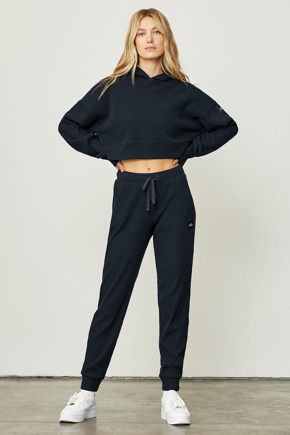 Muse Sweatpant & Hoodie Set sold by Alo Yoga product image thumbnail 8
