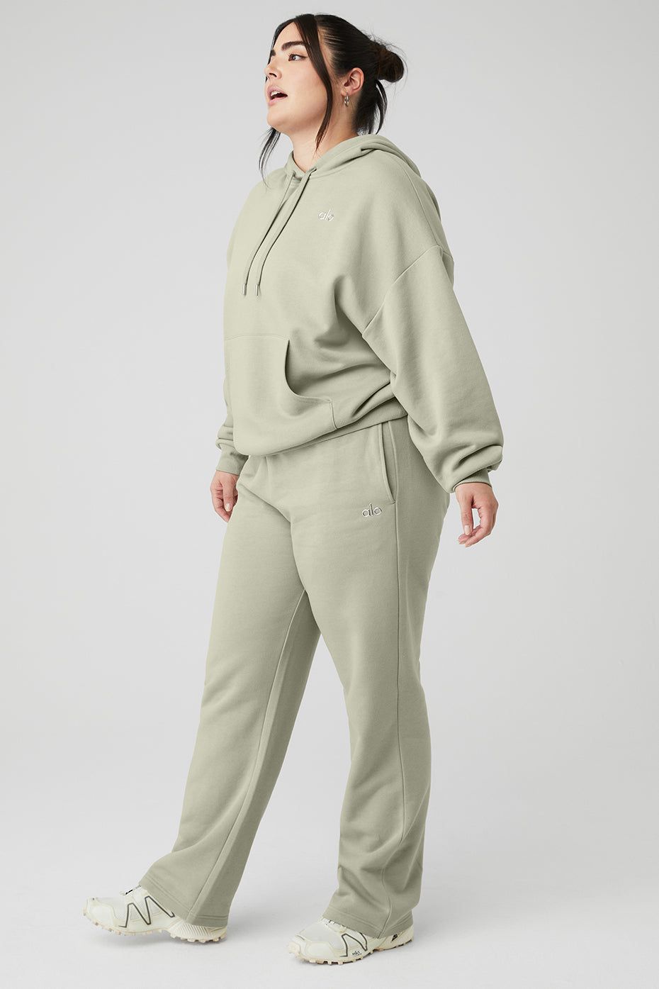 Accolade Hoodie & Accolade Straight Leg Sweatpant Set sold by Alo Yoga product image thumbnail 31