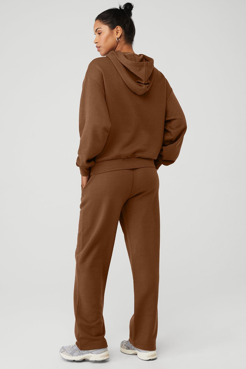 Accolade Hoodie & Accolade Straight Leg Sweatpant Set sold by Alo Yoga product image thumbnail 36