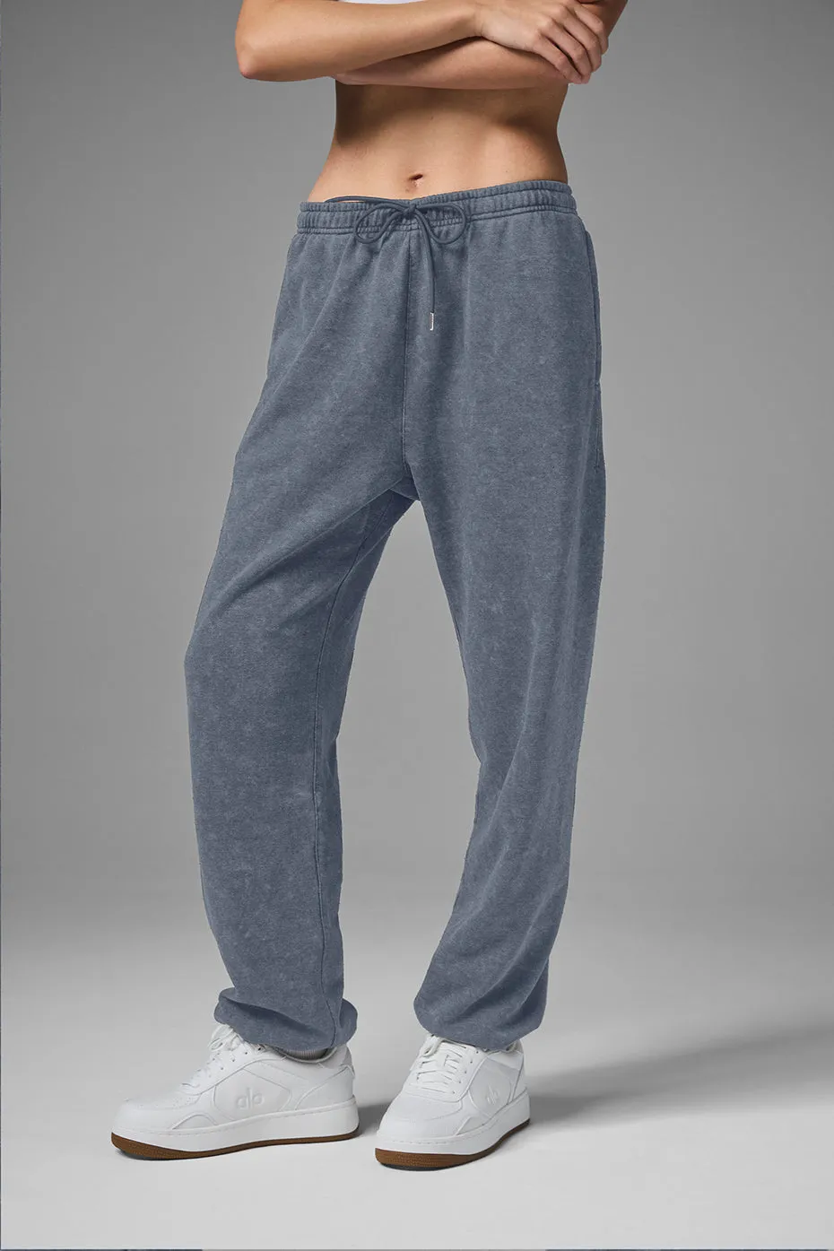 Chill Vintage Wash Sweatpant - Bluestone Wash sold by Alo Yoga product image thumbnail 2