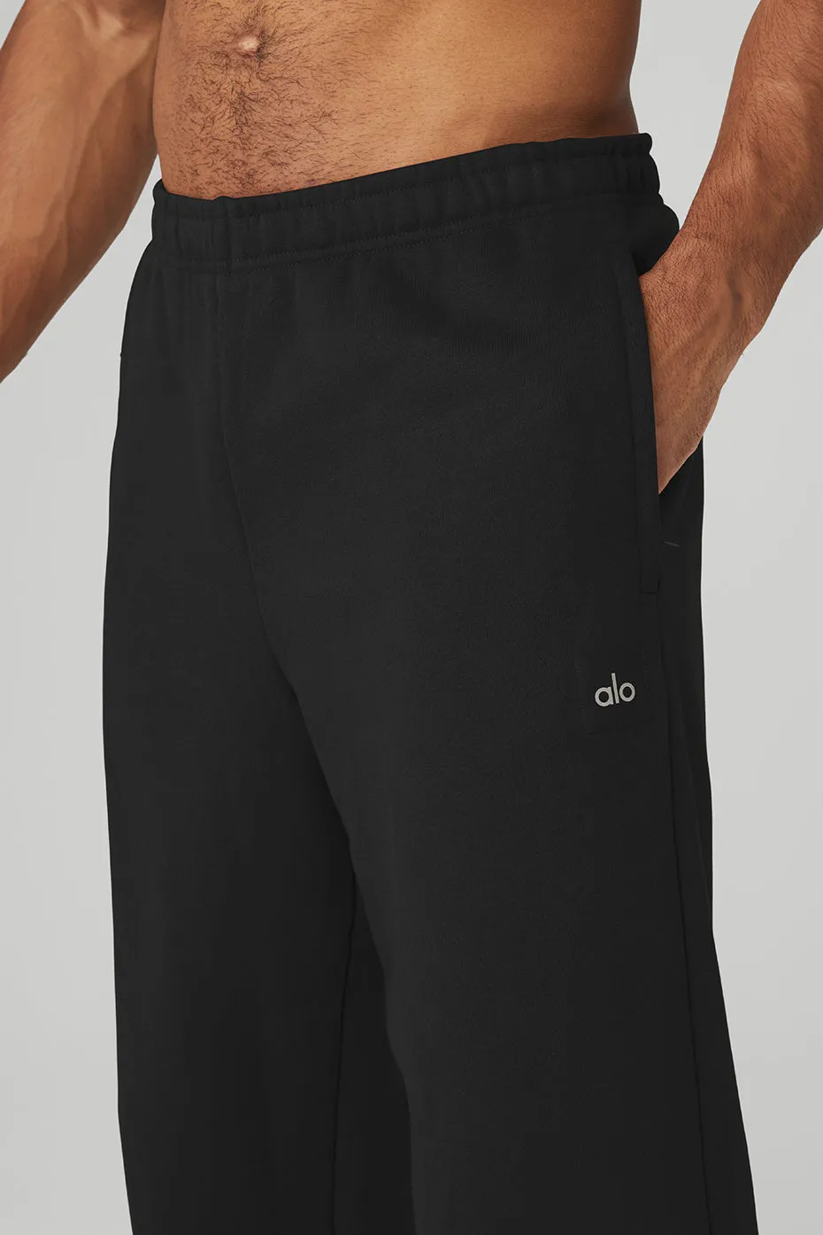 Renown Heavy Weight Sweatpant - Black sold by Alo Yoga product image thumbnail 4