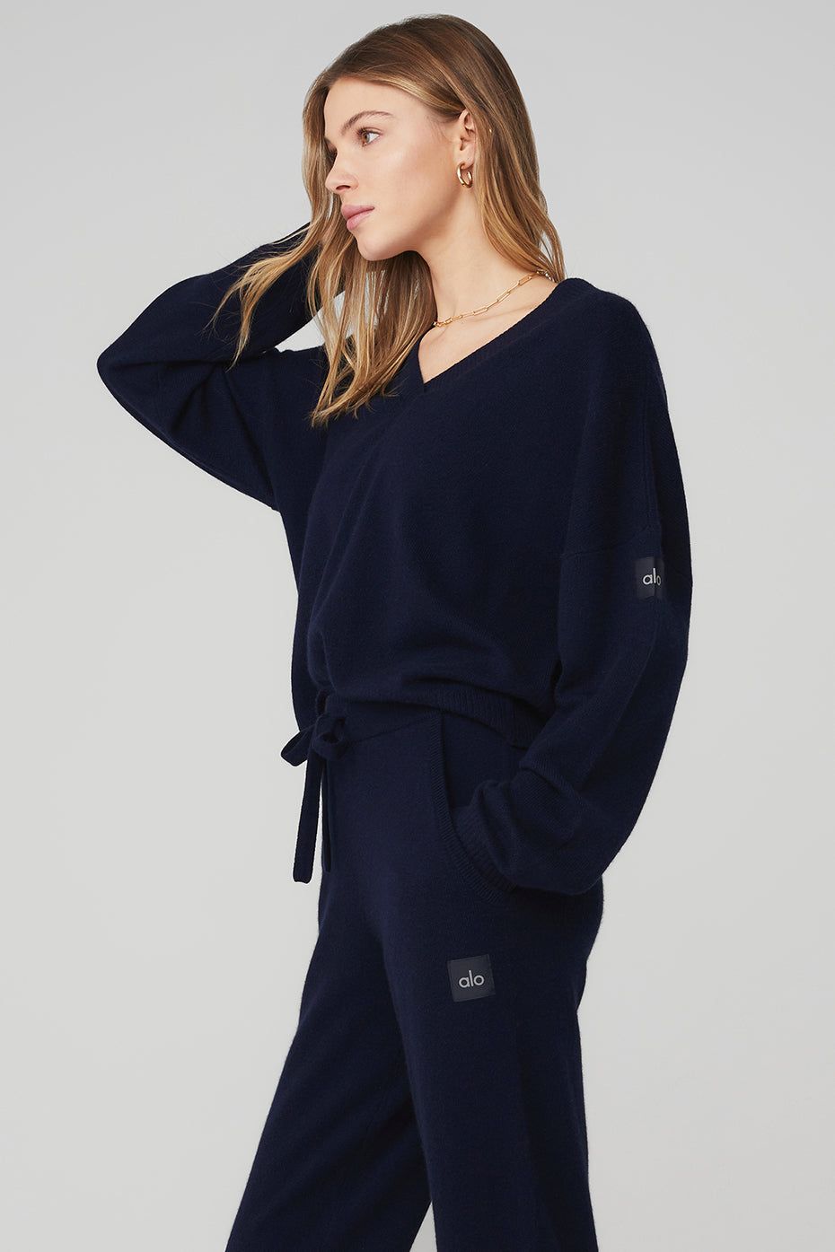 Cashmere Jet Set V-Neck Pullover - Navy sold by Alo Yoga product image thumbnail 3