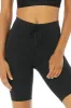 9” Warrior Compression Short - Jet Black sold by Alo Yoga