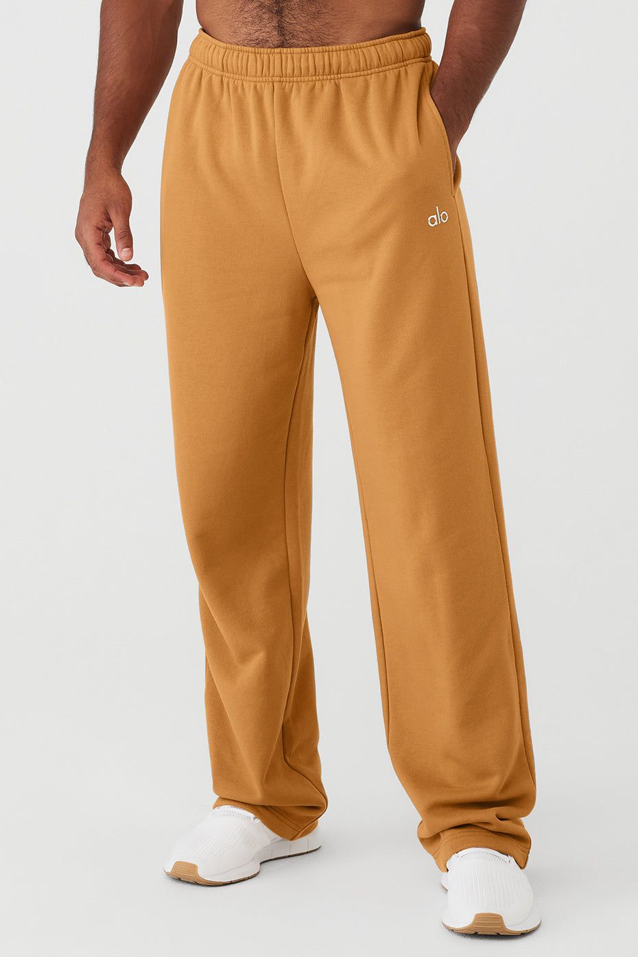Accolade Straight Leg Sweatpant - Toffee sold by Alo Yoga