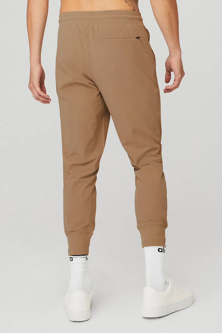 Co-Op 7/8 Pant - Gravel sold by Alo Yoga product image thumbnail 2