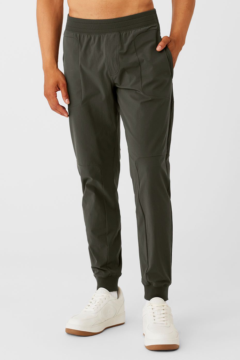 Co-Op Pant - Stealth Green sold by Alo Yoga