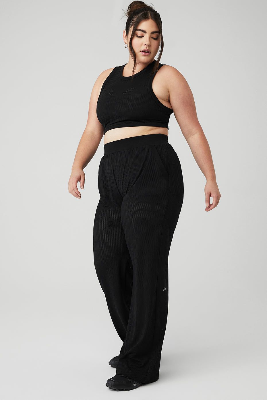 Mesh All-Star Bra Tank & Mesh All-Star Wide Leg Pant Set - Black sold by Alo Yoga product image thumbnail 6