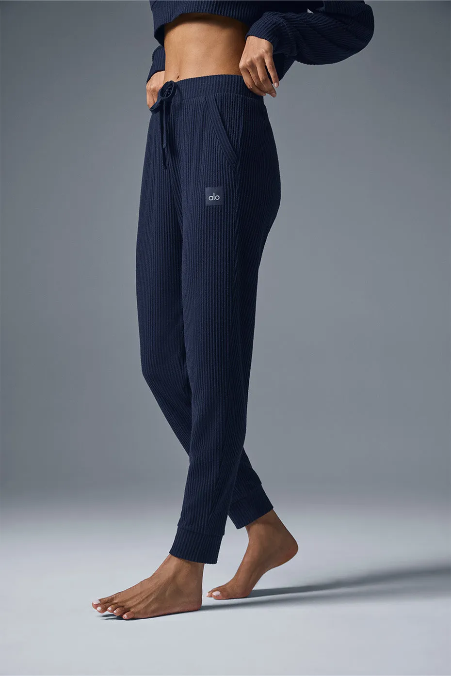 ALO | Muse Sweatpant in Navy Blue, Size: 2XS sold by Alo Yoga product image thumbnail 4