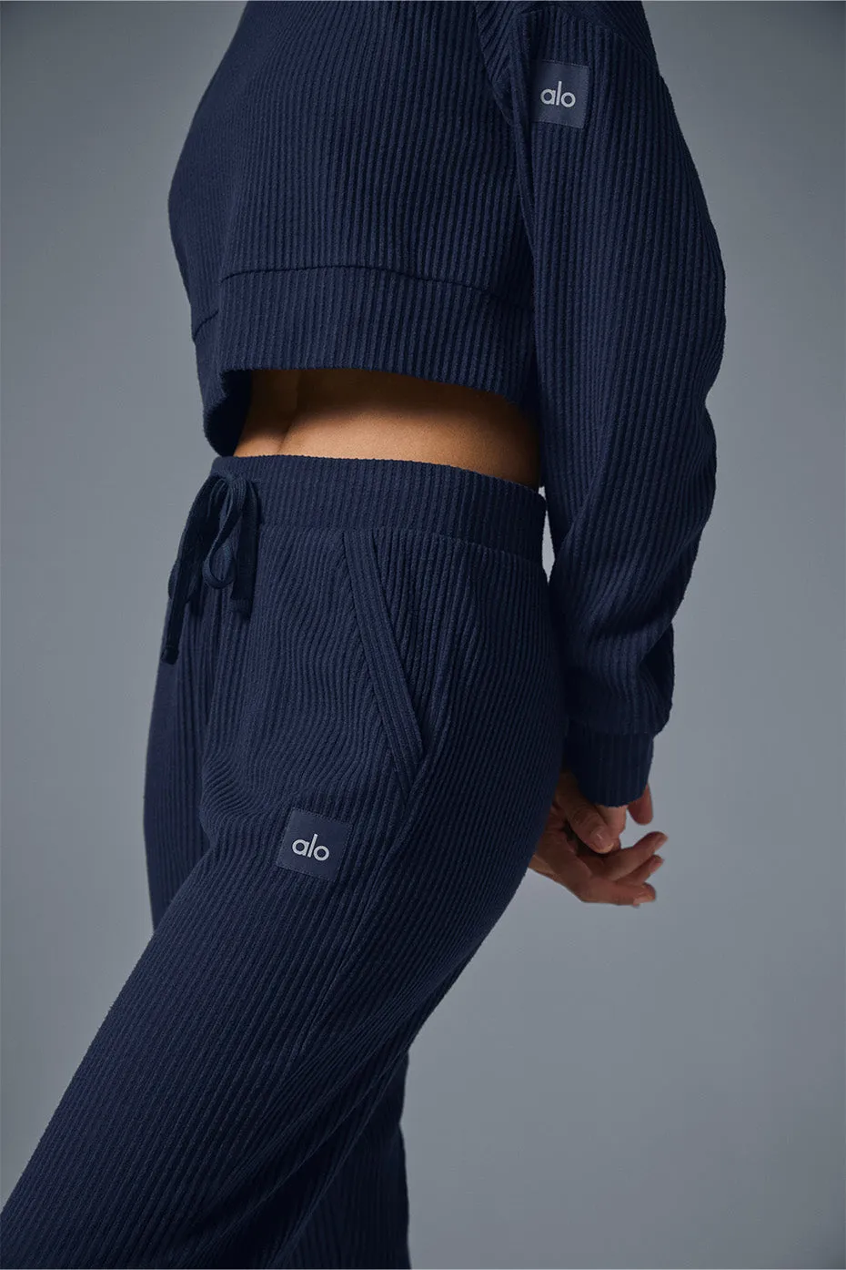 ALO | Muse Sweatpant in Navy Blue, Size: 2XS sold by Alo Yoga product image thumbnail 3