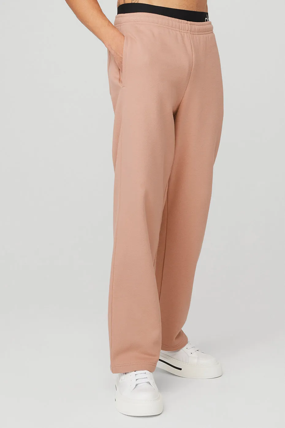 Renown Heavy Weight Sweatpant - Soft Clay sold by Alo Yoga