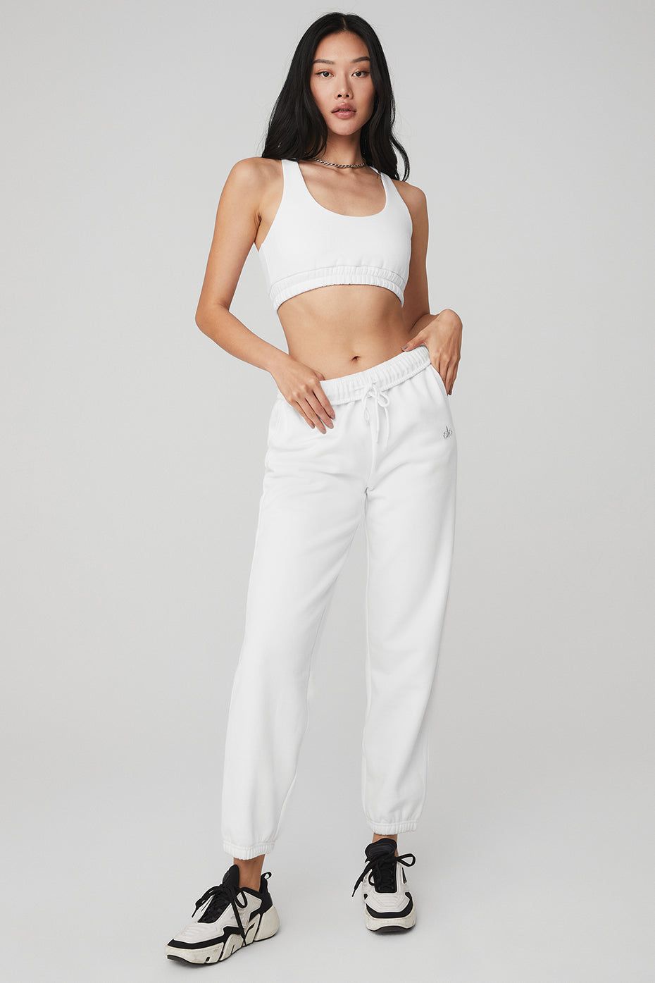 Scoop Neck Sweatshirt Bra & Accolade Sweatpant Set sold by Alo Yoga product image thumbnail 4