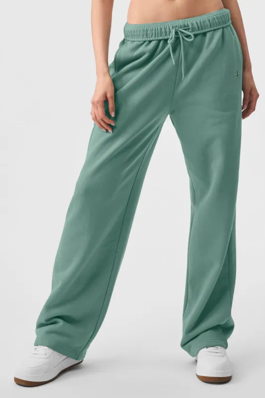 Accolade Straight Leg Sweatpant - Botanical Green sold by Alo Yoga