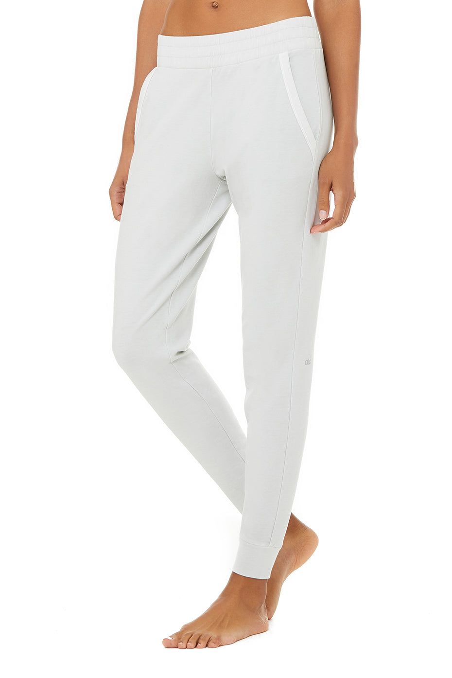 Washed Unwind Sweatpant - Chalk Wash sold by Alo Yoga product image thumbnail 2