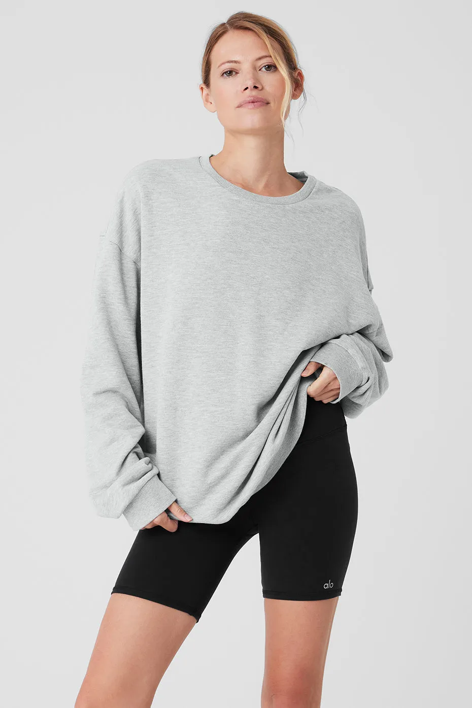 Chill Crew Neck Pullover - Athletic Heather Grey sold by Alo Yoga