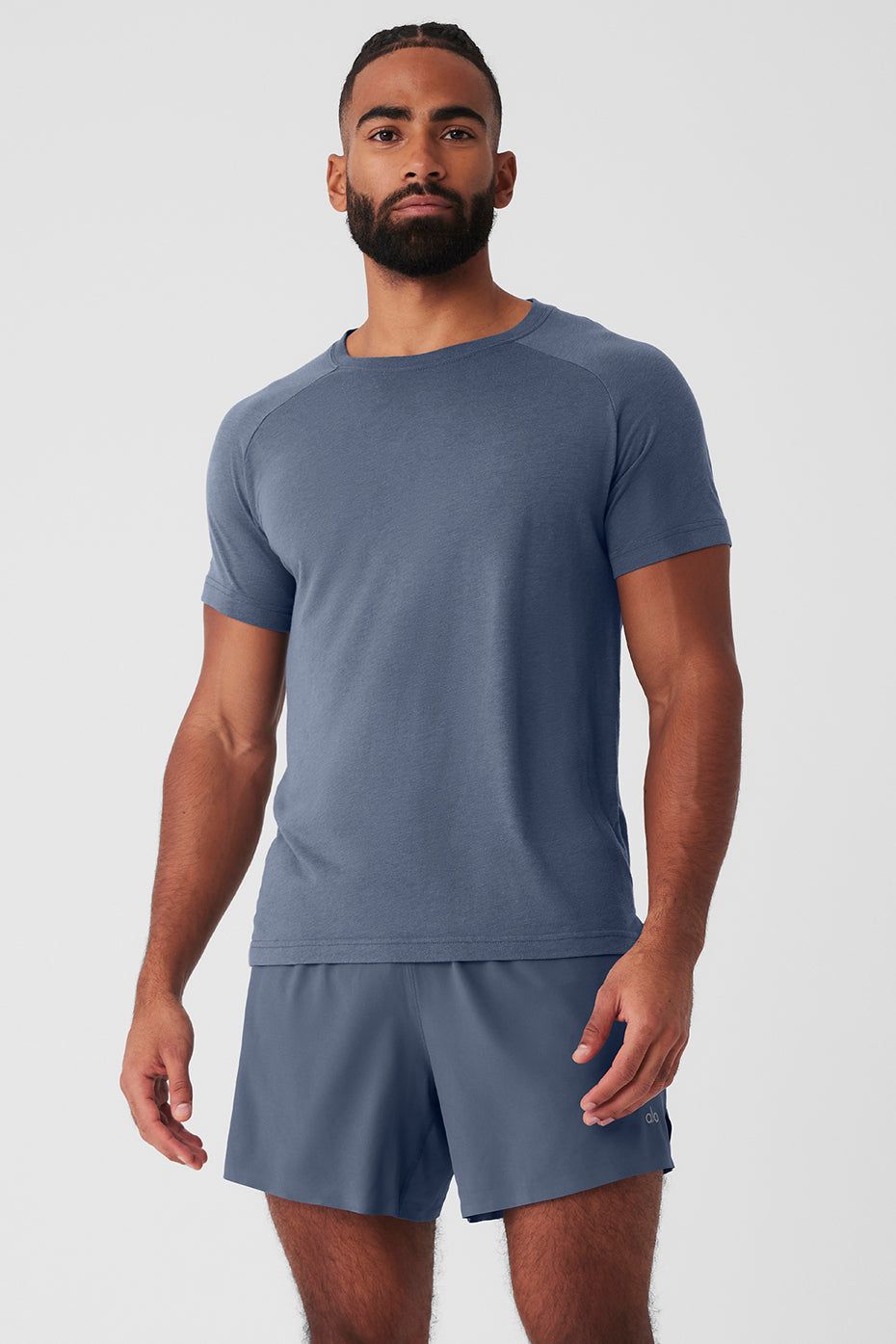 Triumph Raglan Tee - Bluestone sold by Alo Yoga