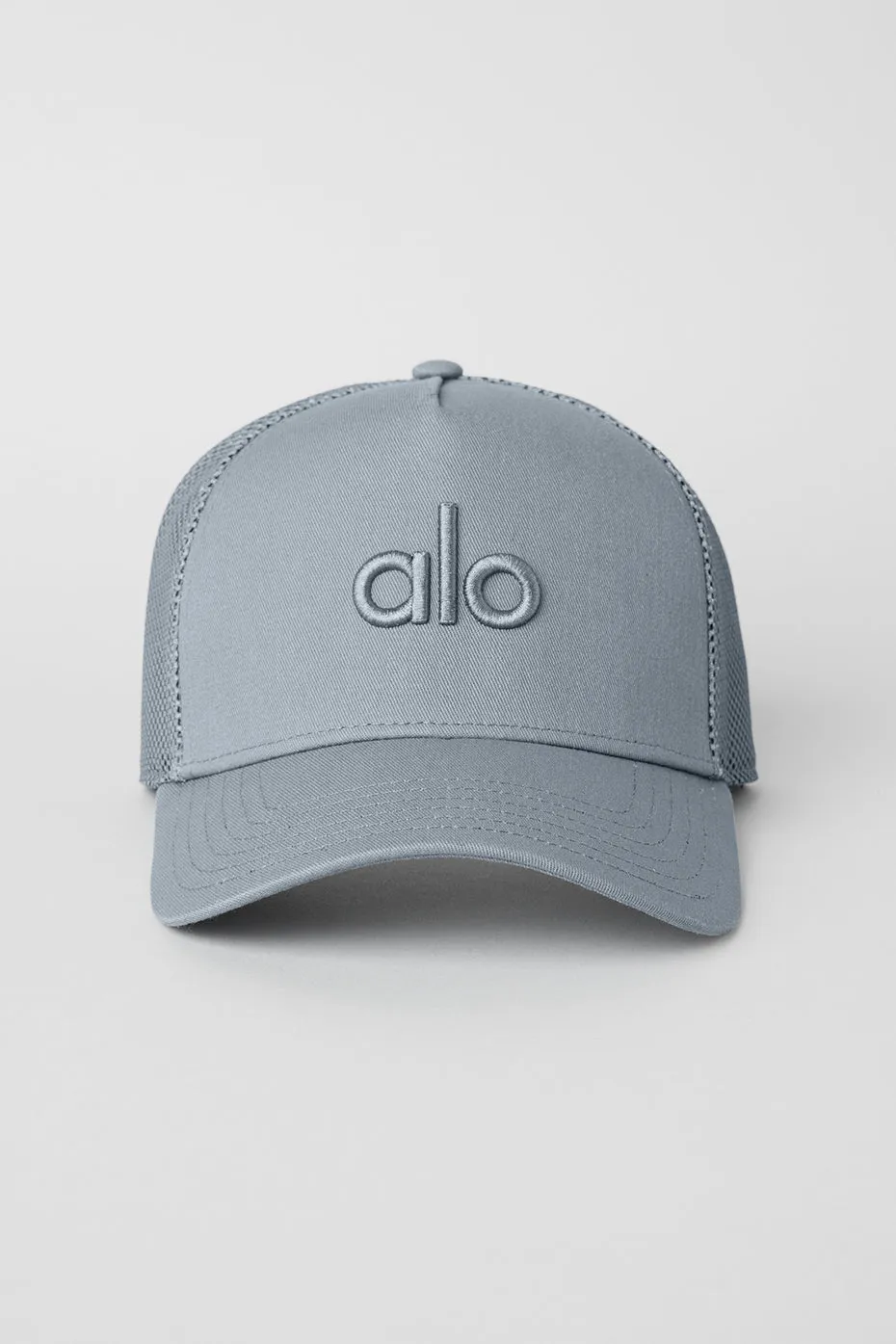 District Trucker Hat - Stingray | Parallel