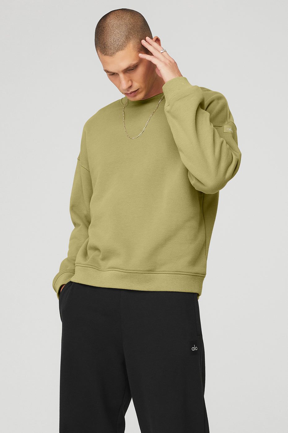 Renown Heavy Weight Crew Neck Pullover - Wasabi sold by Alo Yoga