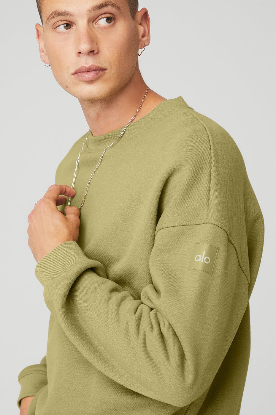 Renown Heavy Weight Crew Neck Pullover - Wasabi sold by Alo Yoga product image thumbnail 4