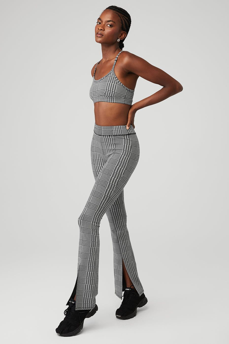 Jacquard Glenplaid Gratitude Bra & Jacquard High-Waist Glenplaid Flutter Legging Set - Titanium/Black sold by Alo Yoga product image thumbnail 3