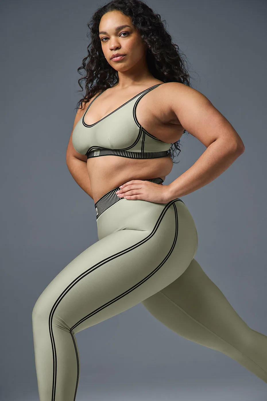 Airlift High-Waist 7/8 Line Up Legging - Limestone sold by Alo Yoga product image thumbnail 5