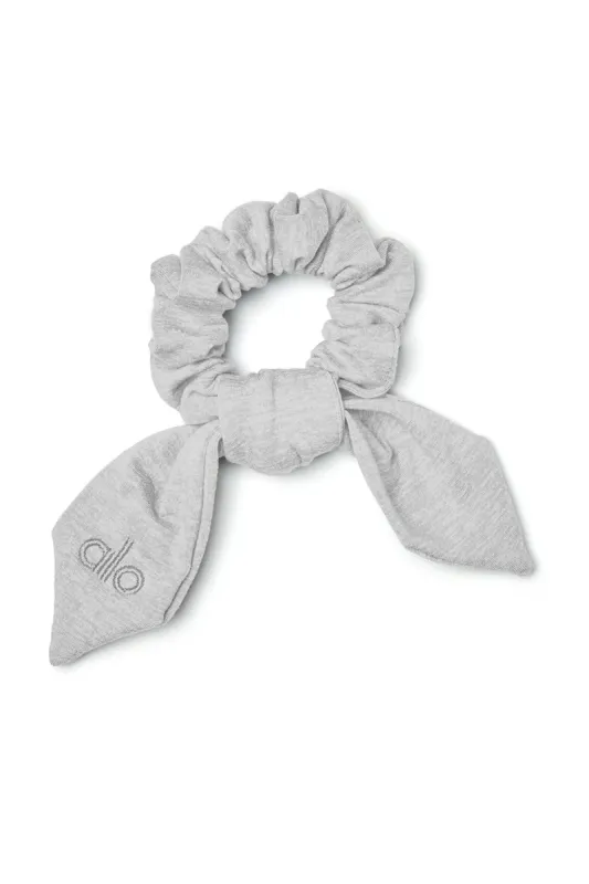 Rhythm Scrunchie - Zinc Heather sold by Alo Yoga