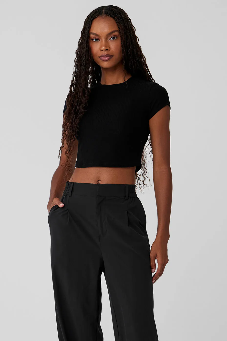 Ribbed Sea Coast Cropped Short Sleeve Tee - Black sold by Alo Yoga