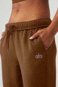 Accolade Straight Leg Sweatpant - Cinnamon Brown sold by Alo Yoga