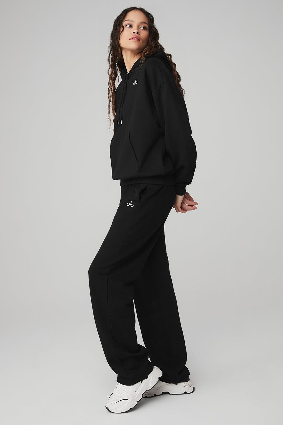 Accolade Hoodie & Accolade Straight Leg Sweatpant Set - Black sold by Alo Yoga product image thumbnail 3