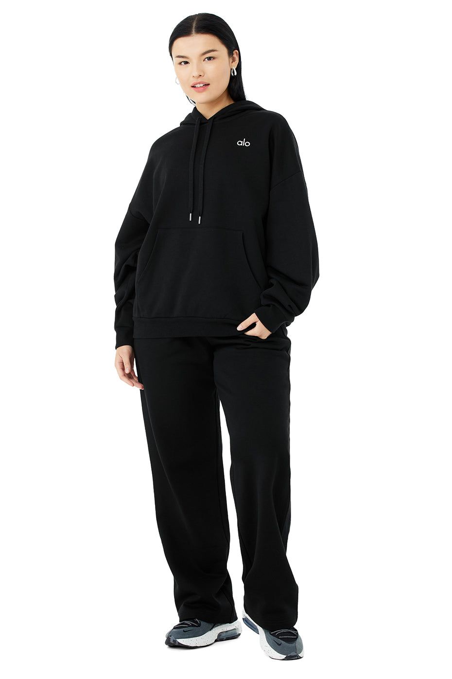 Accolade Hoodie & Accolade Straight Leg Sweatpant Set - Black sold by Alo Yoga product image thumbnail 5