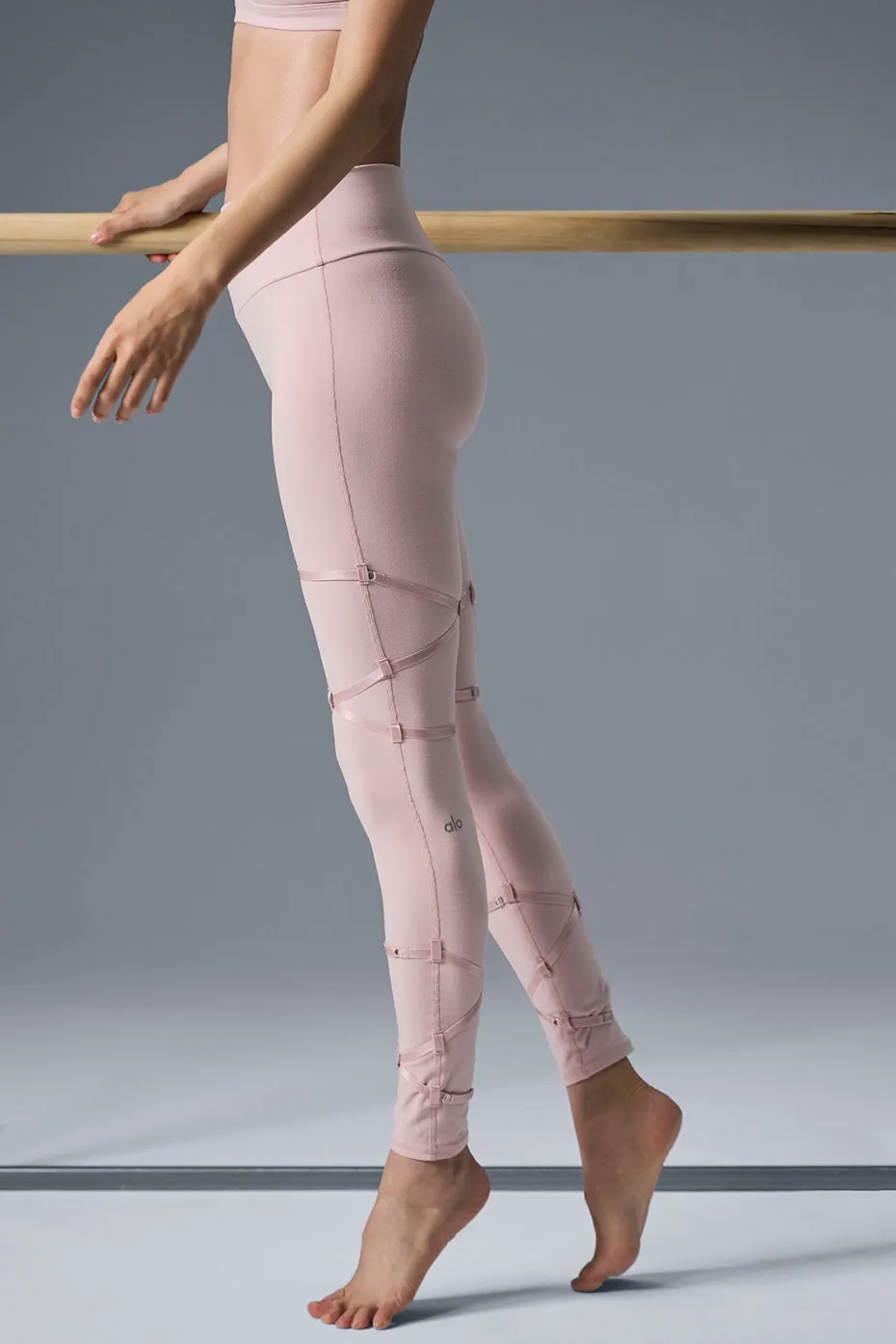 Alosoft High-Waist Spotlight Legging - Ballet Pink | Parallel