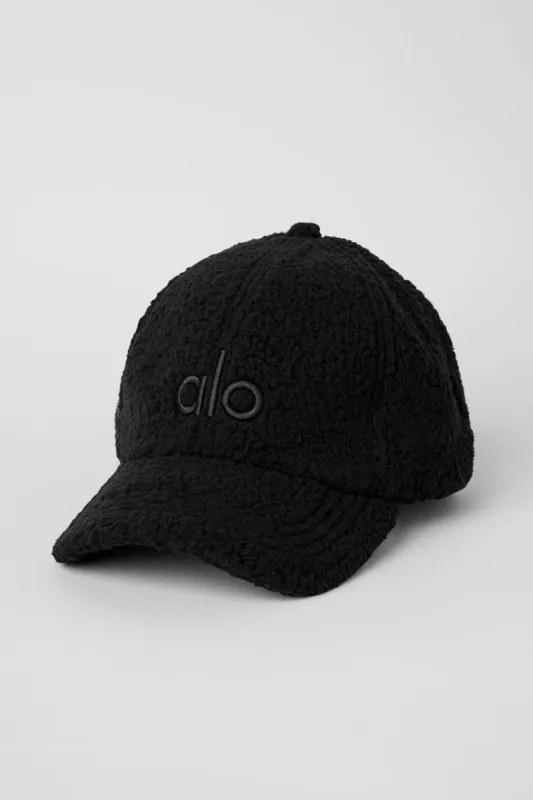 Micro Sherpa Off-Duty Cap - Black sold by Alo Yoga