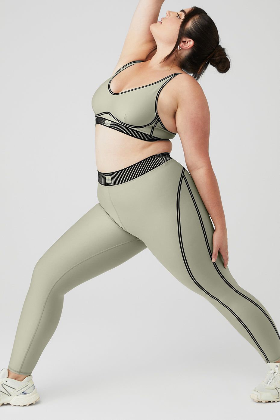 Airlift Line Up Bra & Airlift High-Waist 7/8 Line Up Legging Set sold by Alo Yoga product image thumbnail 10