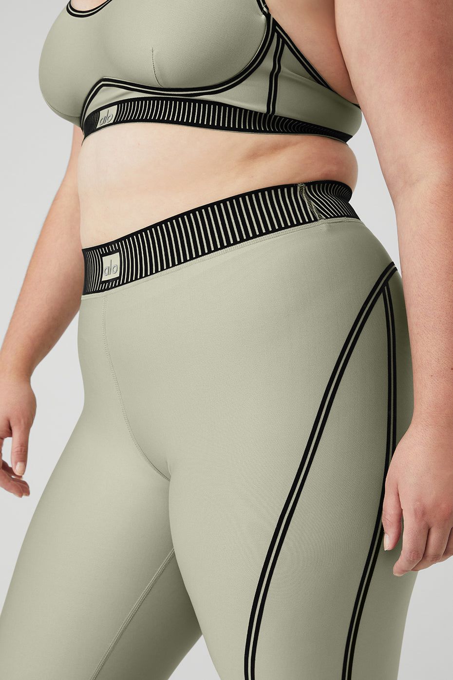 Airlift Line Up Bra & Airlift High-Waist 7/8 Line Up Legging Set sold by Alo Yoga product image thumbnail 12